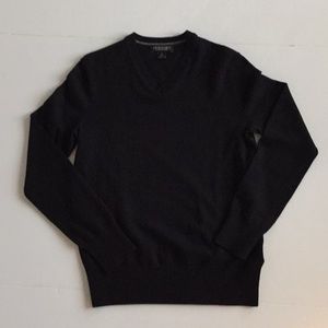 Banana Republic black merino wool v-neck sweater